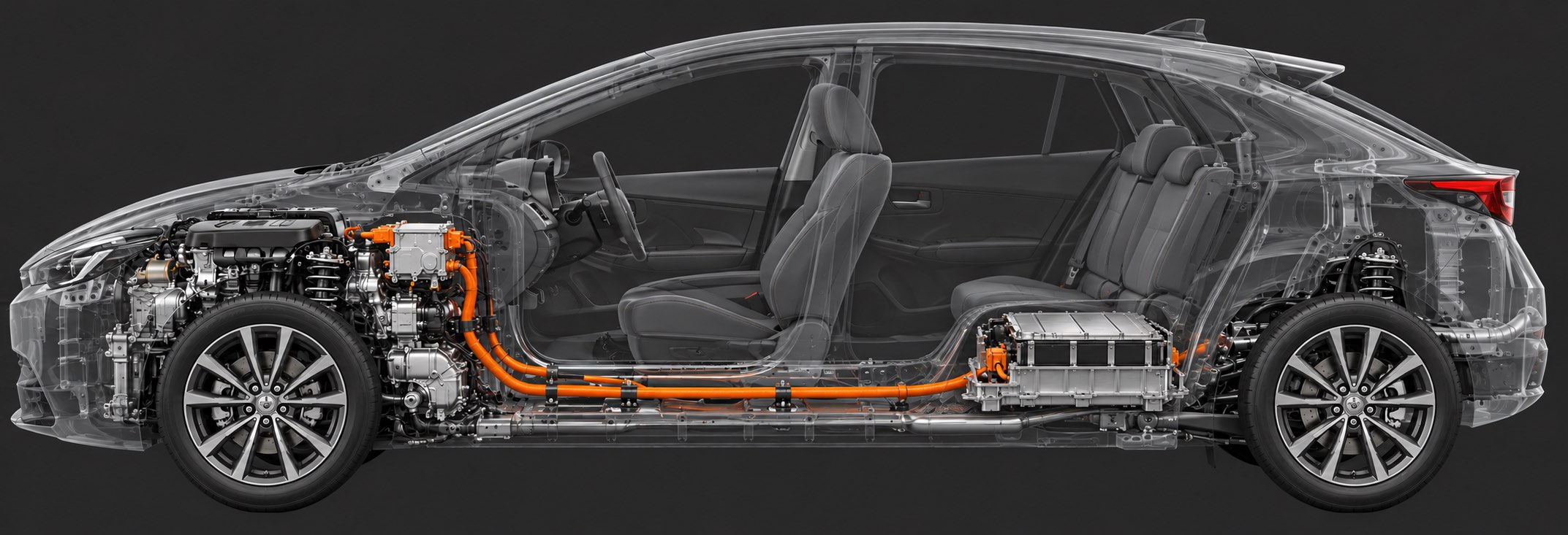 Illustration d’une voiture hybride en transparence : la batterie sous la banquette arrière et les câbles haute tension orange qui rejoignent le moteur électrique à l’avant.